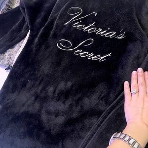 Victoria’s Secret plush bathrobe
